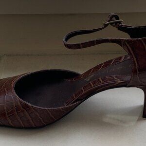 EasySpirit Brown Crocodile Scarpin
